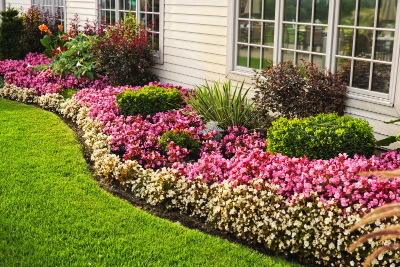 Cypress Mulch Installation in Honolulu, HI